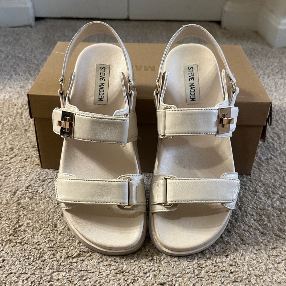 Steve Madden Mona Sandal